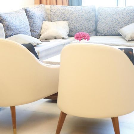 Waterfront Hotel Apartment Lusail Экстерьер фото The interior of a suite at the hotel