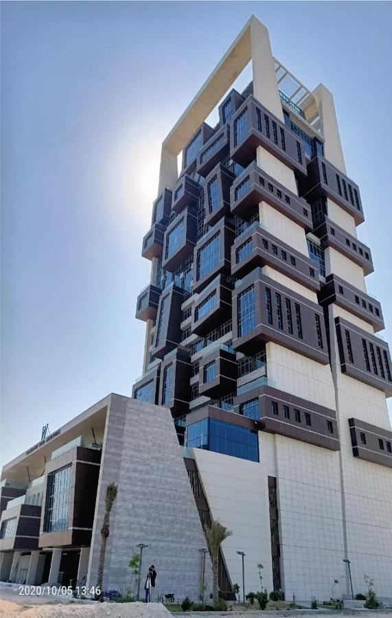 Waterfront Hotel Apartment Lusail Экстерьер фото The building in 2018