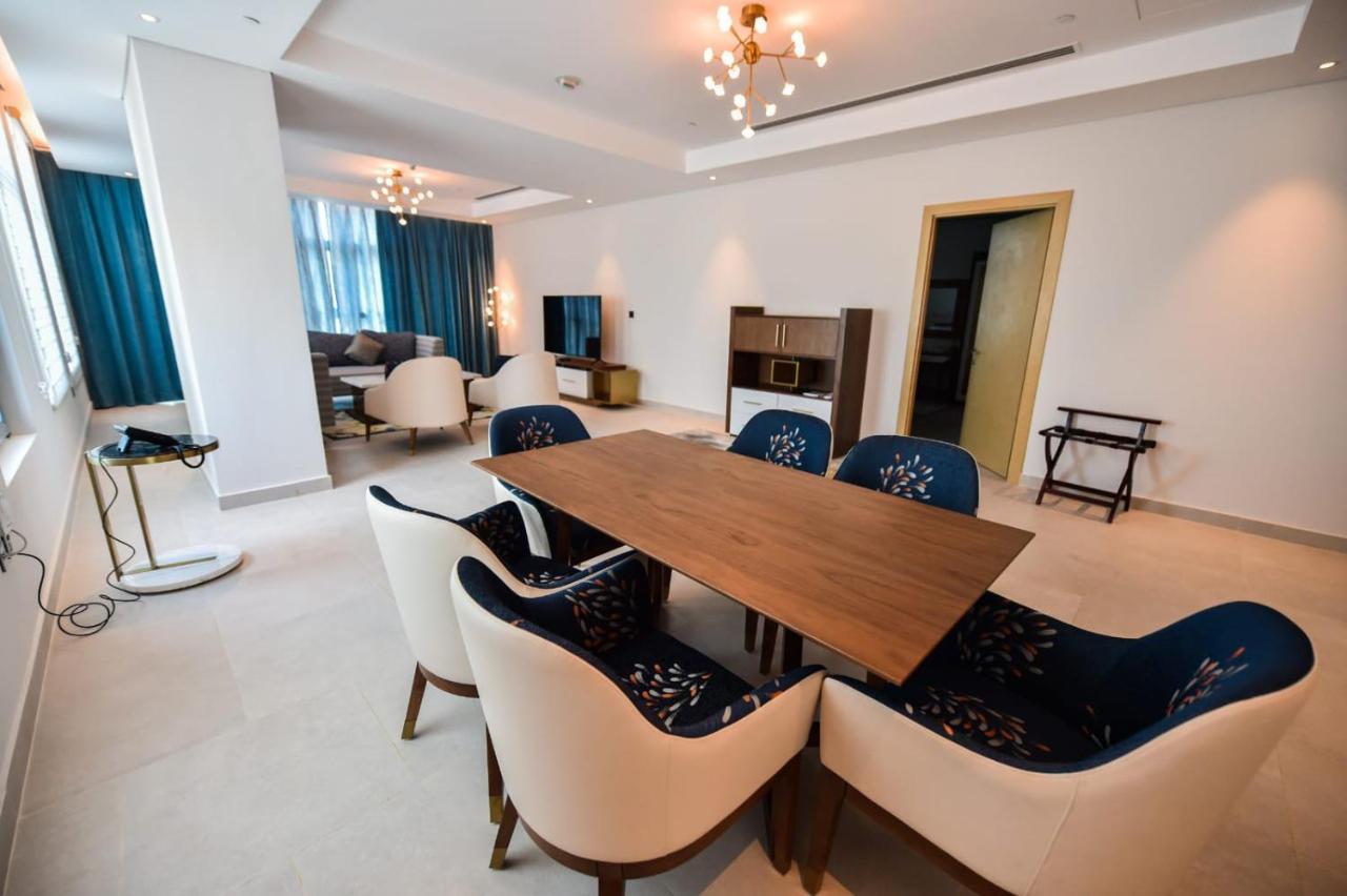 Waterfront Hotel Apartment Lusail Экстерьер фото A suite at the hotel