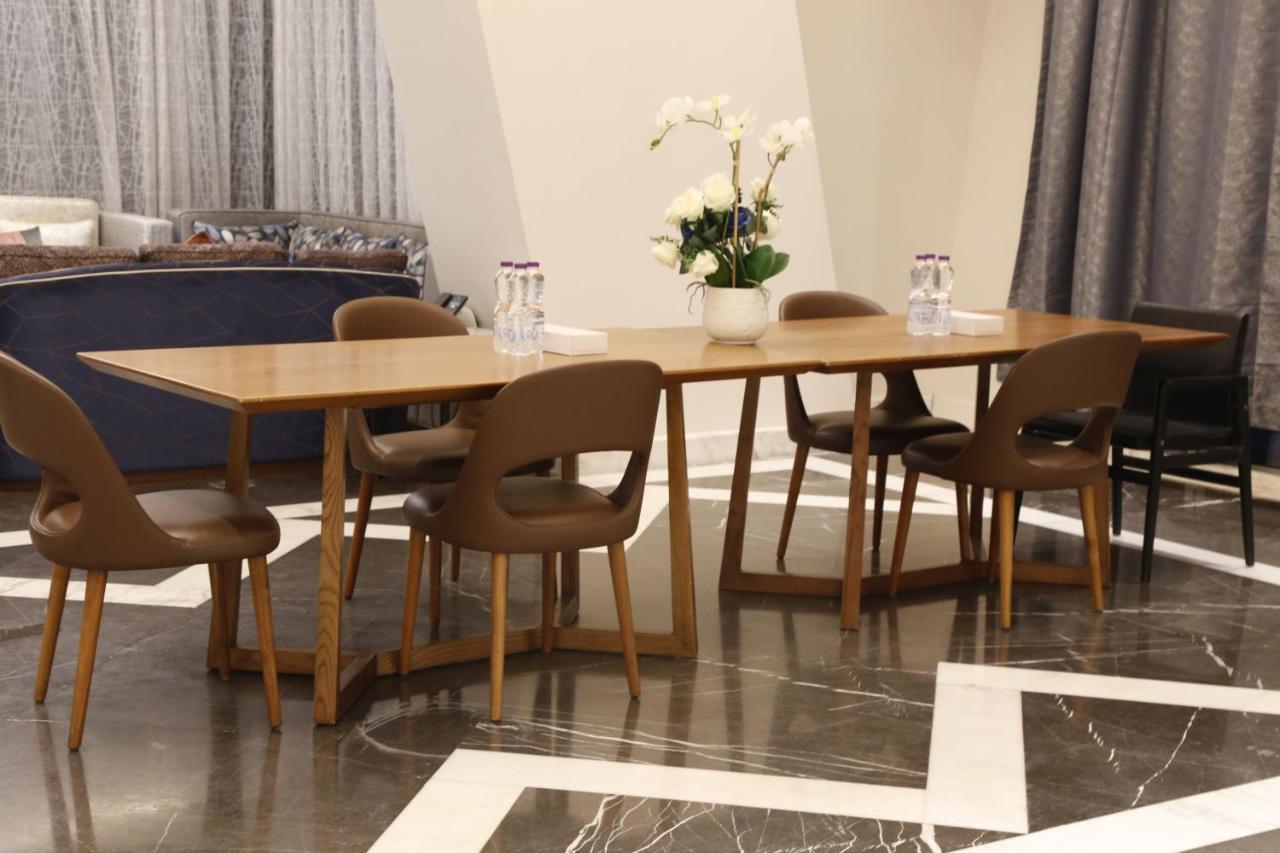 Waterfront Hotel Apartment Lusail Экстерьер фото A meeting room at the Embassy of the United Kingdom in Riyadh