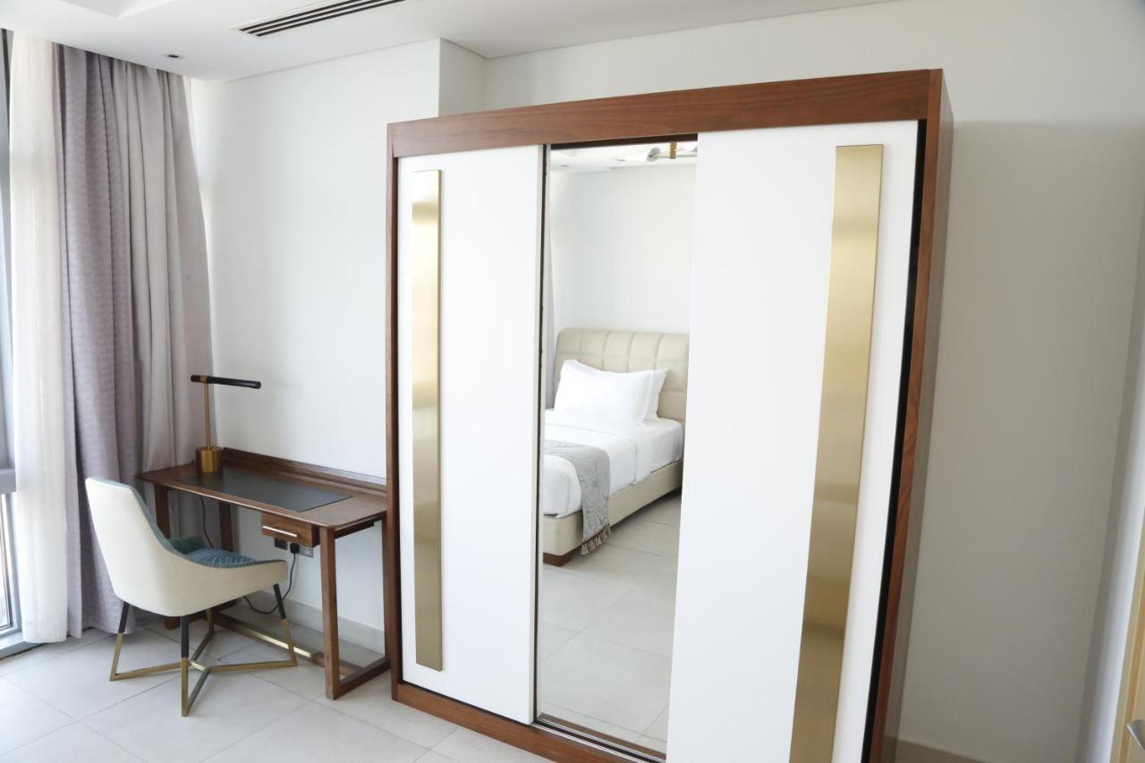 Waterfront Hotel Apartment Lusail Экстерьер фото Sliding doors